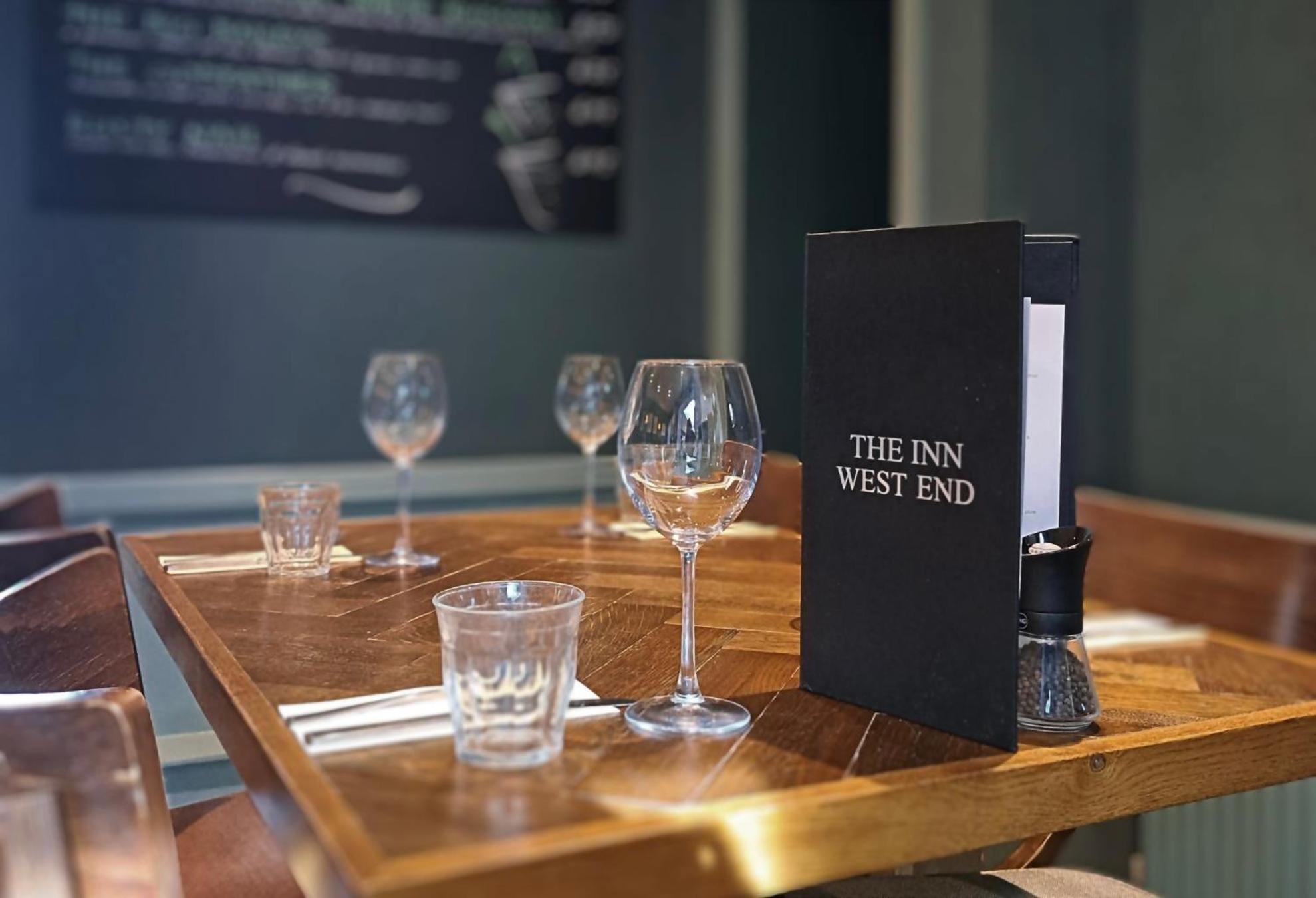 The Inn West End ووكينغ المظهر الخارجي الصورة