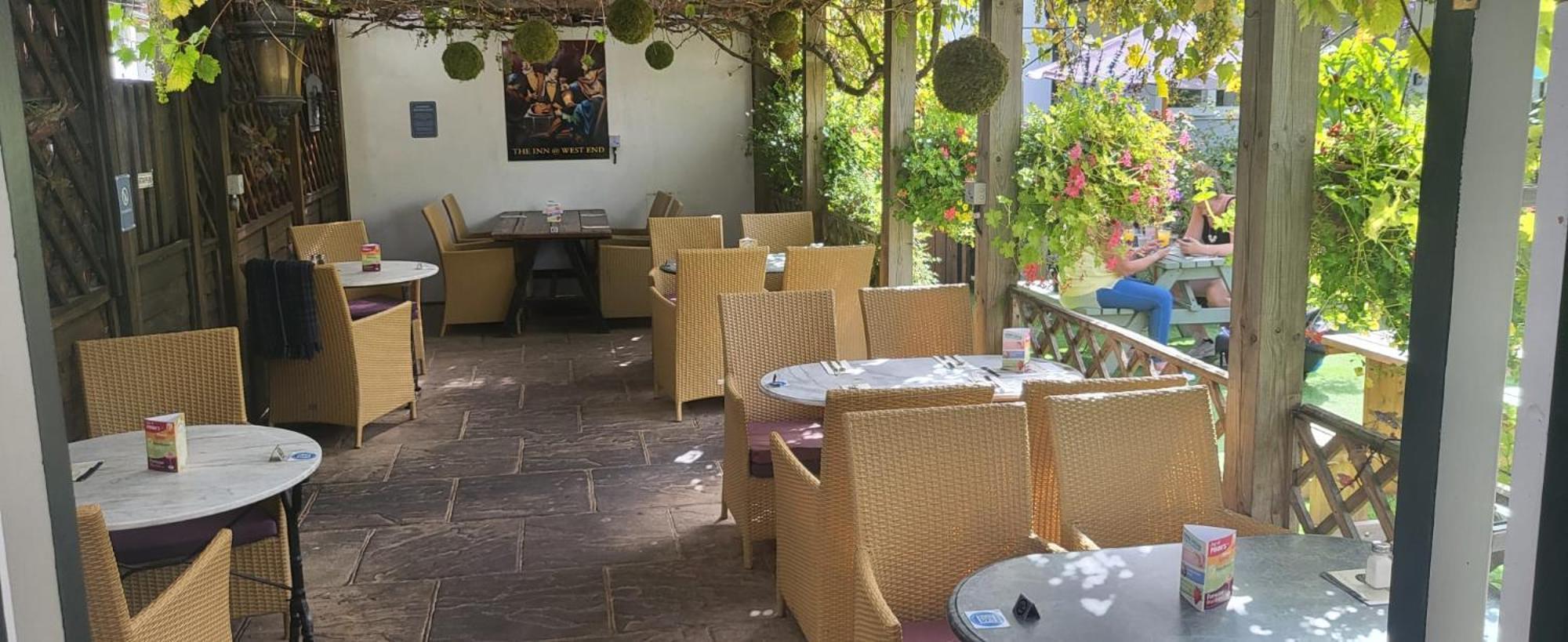 The Inn West End ووكينغ المظهر الخارجي الصورة