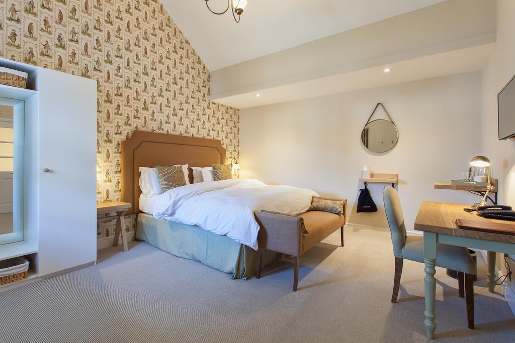 The Inn West End ووكينغ الغرفة الصورة