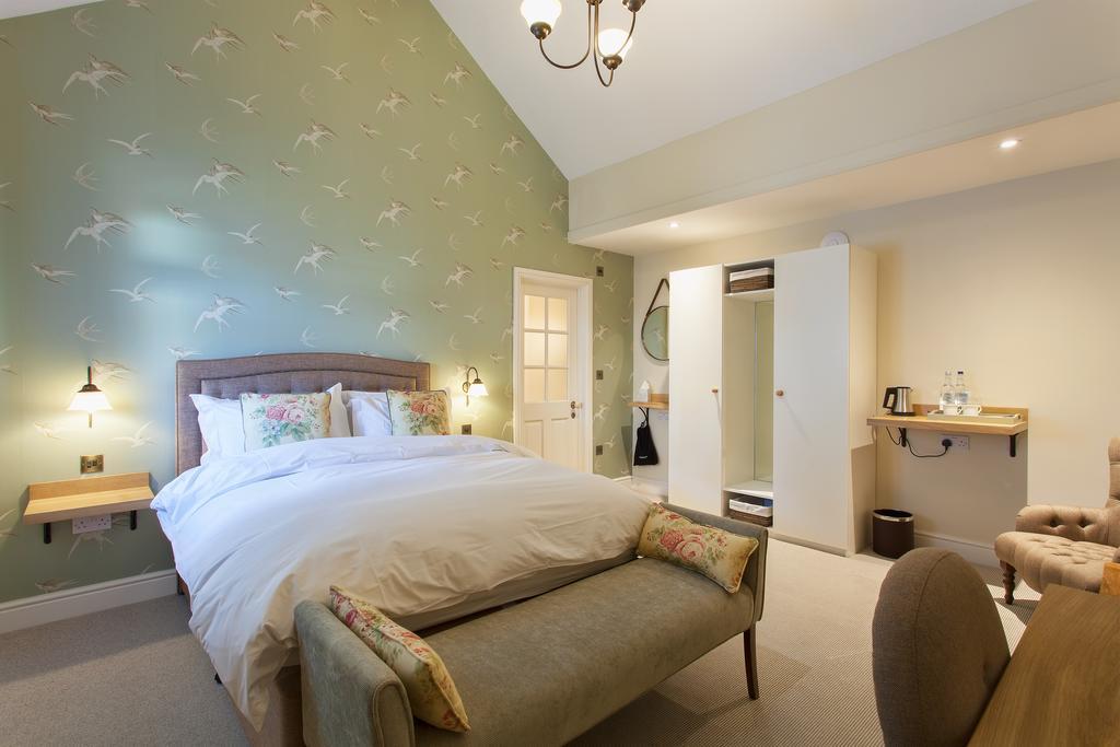 The Inn West End ووكينغ الغرفة الصورة