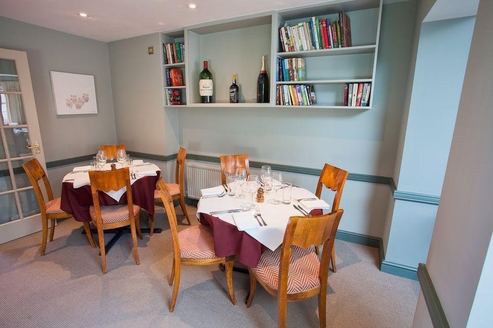 The Inn West End ووكينغ المظهر الخارجي الصورة