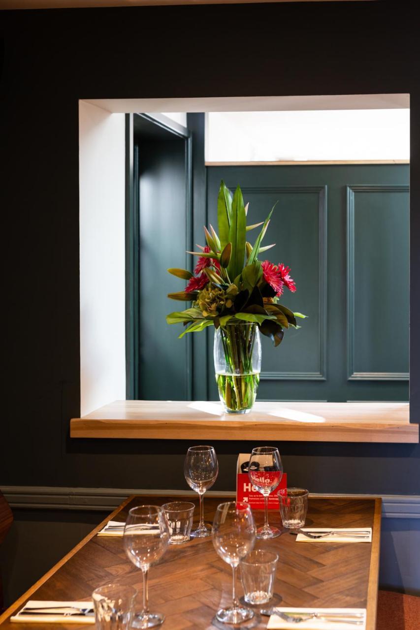 The Inn West End ووكينغ المظهر الخارجي الصورة